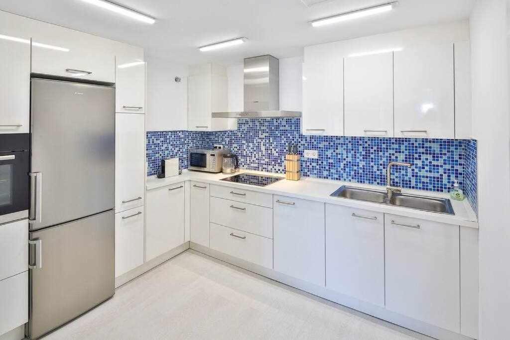 Puerto Banus Penthouse Apartment K1 Марбелья Экстерьер фото